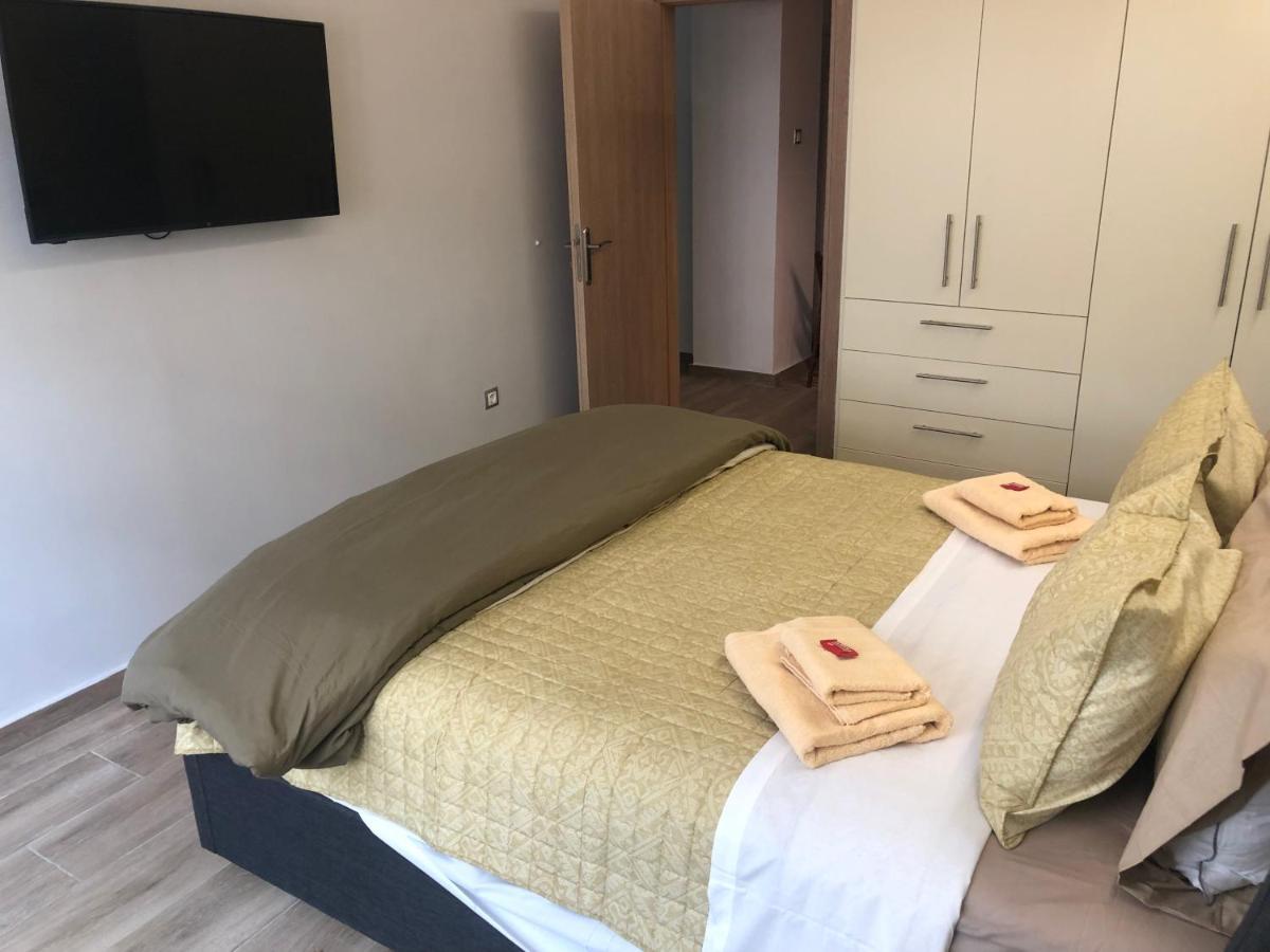 Royal Blue Grand Suite No 1 Pireus Exteriör bild